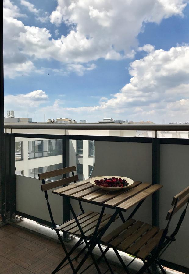 Apartament Odratower Вроцлав Екстериор снимка