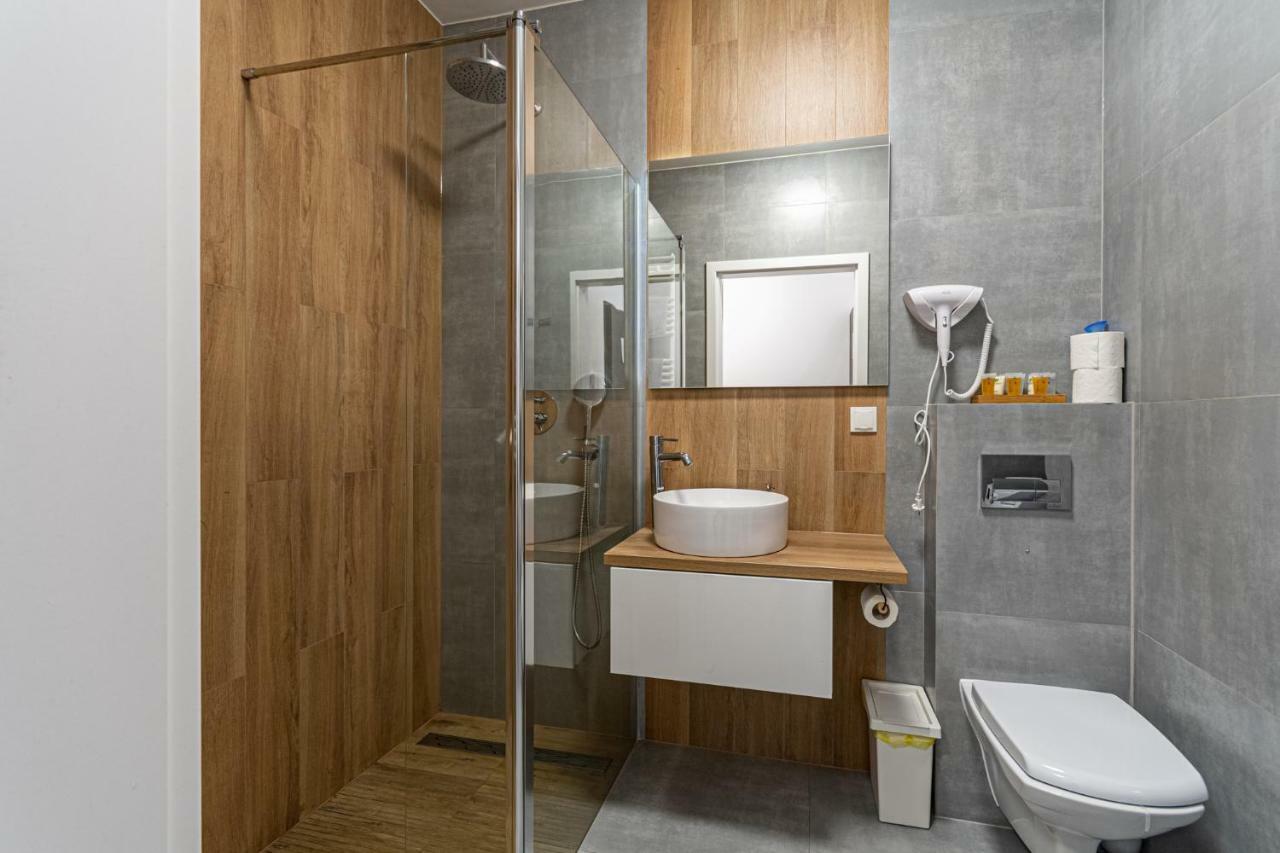 Apartament Odratower Вроцлав Екстериор снимка